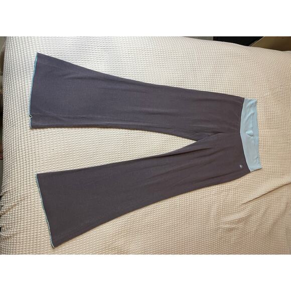So Sporty Y2K Gray W/ Light Blue Hem Waistband Flare Leg Yoga Pants Leggings Lg - Picture 14 of 15